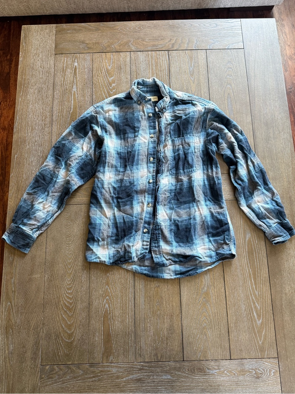 Women’s Blue Plaid Button-Down Shirt